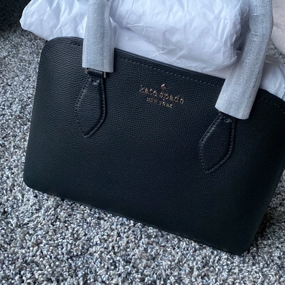 SOLD ❌ Kate Spade Black Crossbody Purse - Picture 3 of 15